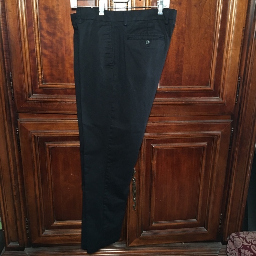 OLD NAVY Ultimate  SLIM Black  Pants MENS SIZE 36X30 COLOR ZIP FLY